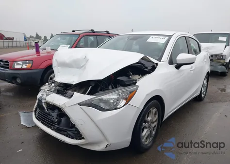 2018 Toyota Yaris Ia из США, поврежденный, VIN 3MYDLBYV0JY314731
